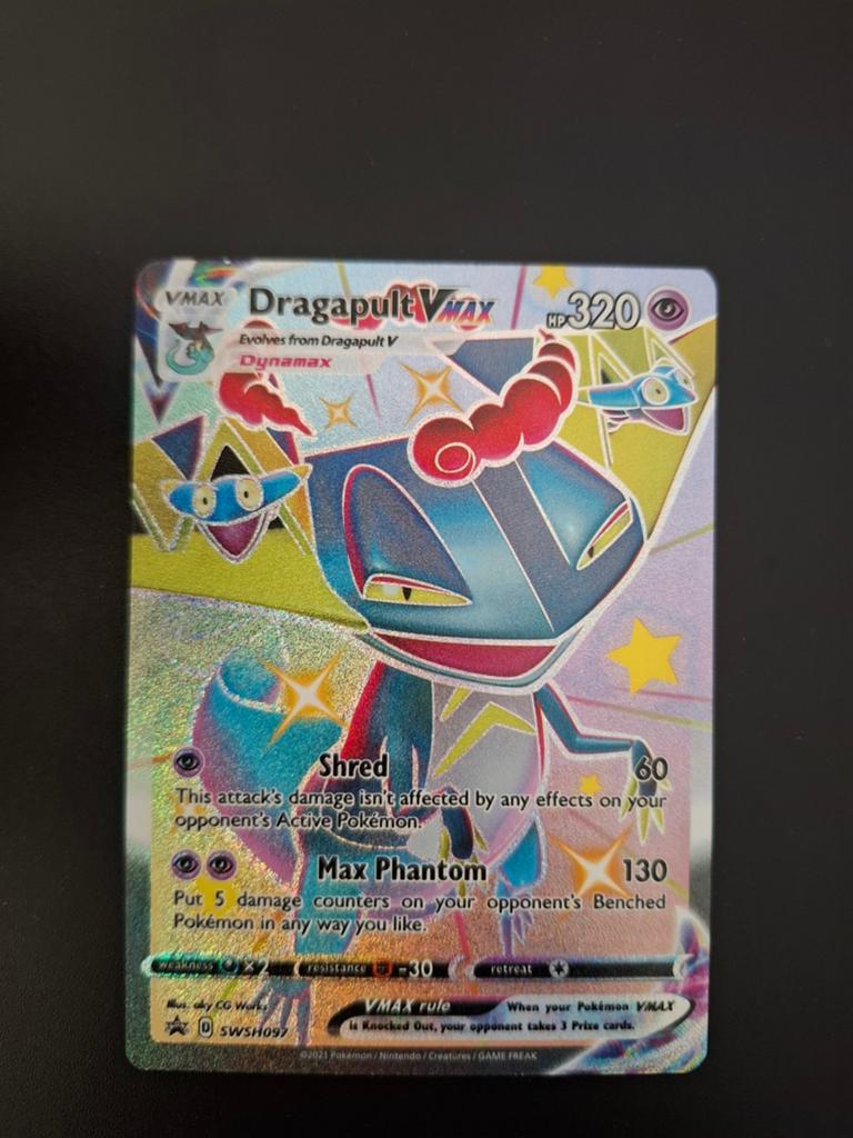Dragapult VMAX #SWSH097 Pokemon Promo, Ophalen of Verzenden, Zo goed als nieuw