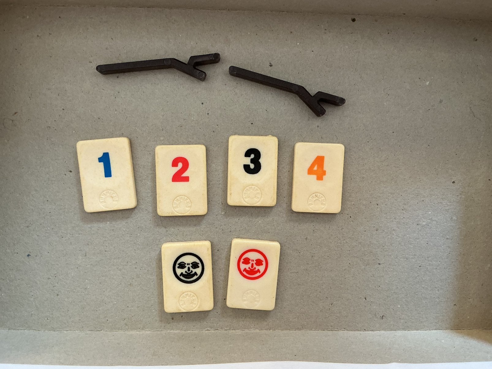 Rummikub Goliath nr 290 losse steen/joker/pootje, Een of twee spelers, Ophalen of Verzenden, Zo goed als nieuw