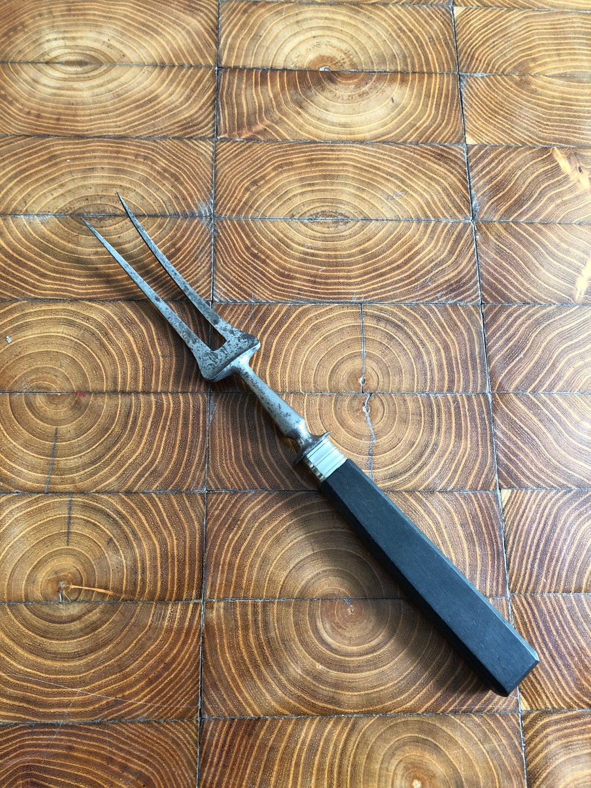 Antieke vleesvork met houten handvat, Ophalen of Verzenden