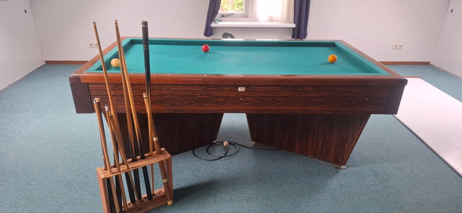 Biljarttafel met keuen en ballen, Ophalen, Gebruikt, Biljarttafel