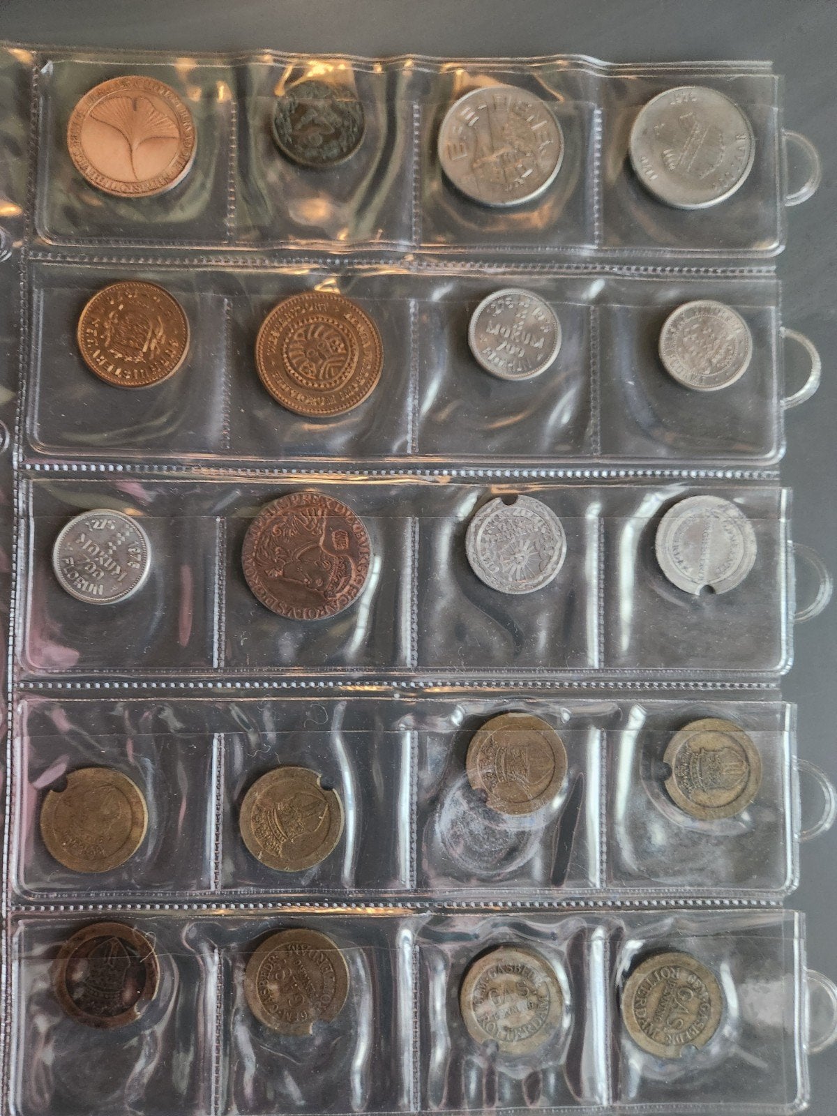 Muntencollectie in Verzamelmap, Ophalen of Verzenden, 2 euro