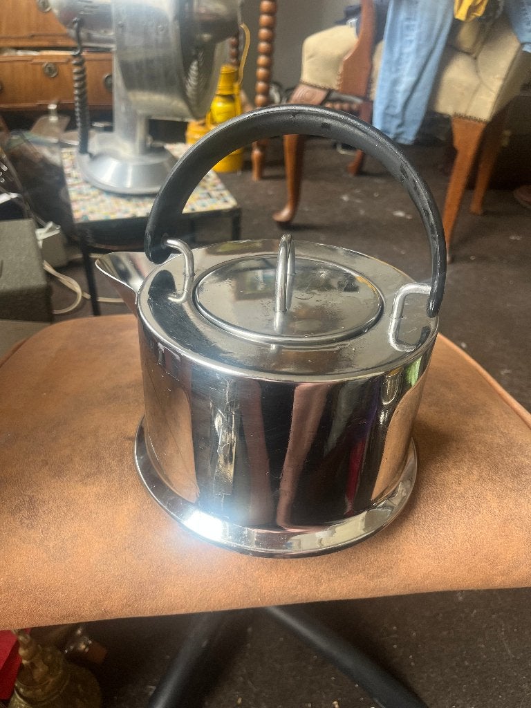 BODUM OSIRIS WATERKETEL, Theepot/fluitketel, Bodum, Ophalen of Verzenden, Zo goed als nieuw