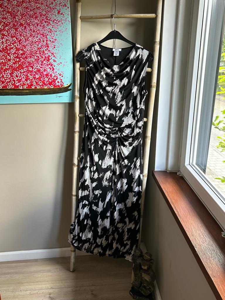 DKNY Zwart-witte jurk met abstracte print, Zwart, Maat 42/44 (L), Ophalen of Verzenden, Zo goed als nieuw