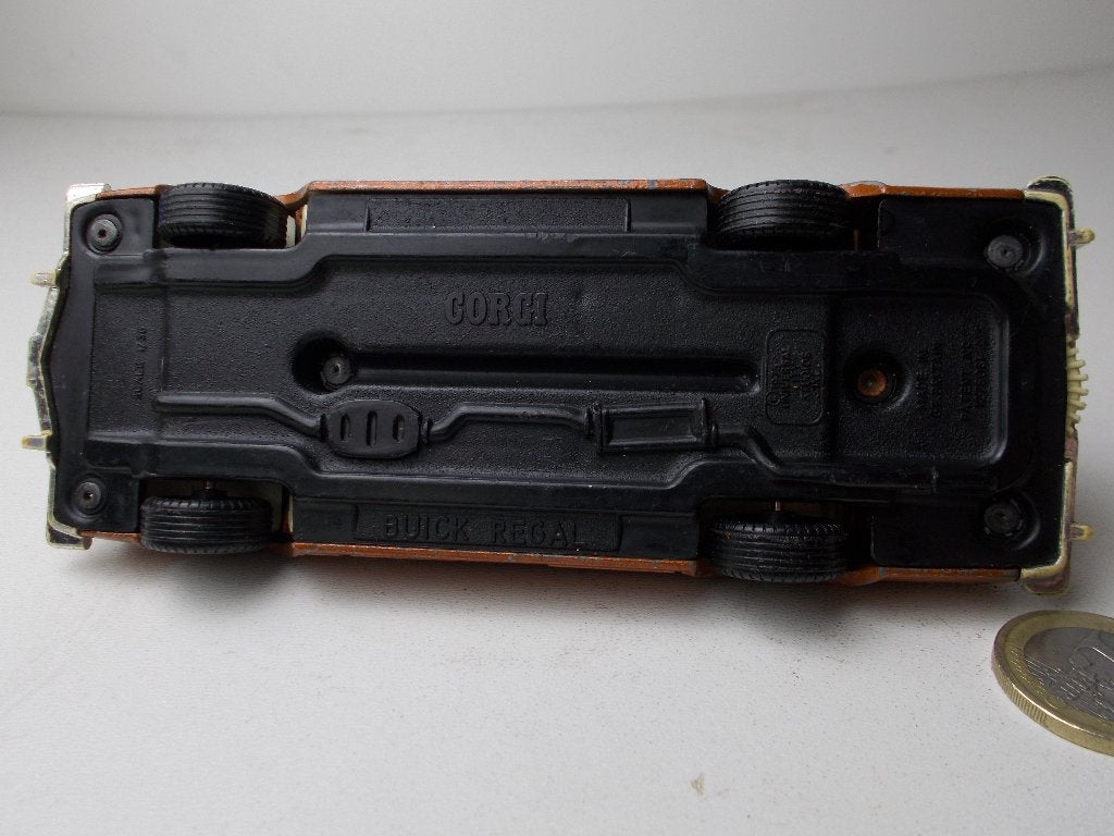 1975 Corgi Toys 290 TV serie KOJAK. BUICK REGAL I.g.st. (-C), Ophalen of Verzenden, Zo goed als nieuw, Auto, Corgi