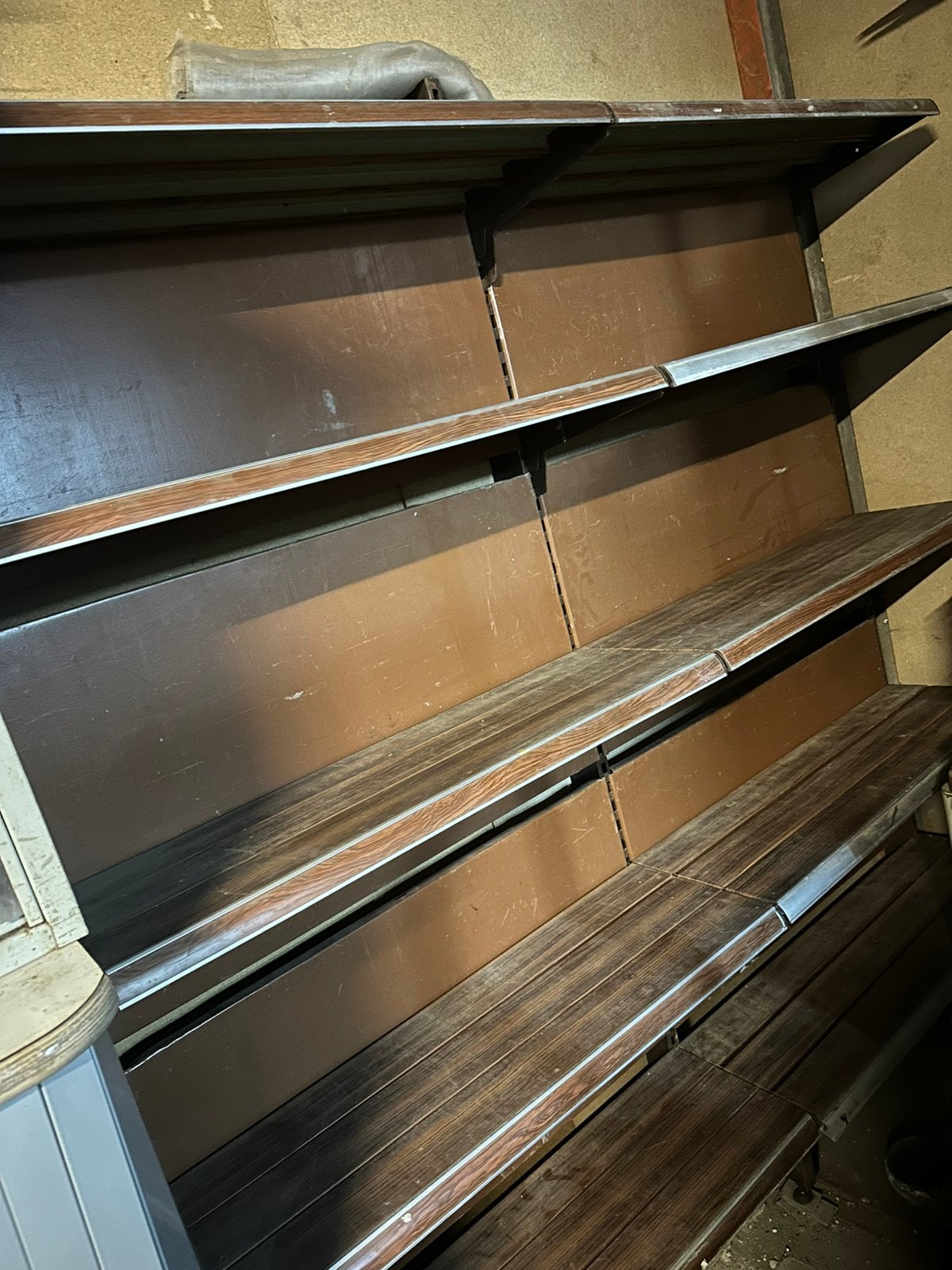 Wand stelling, Ophalen, Gebruikt