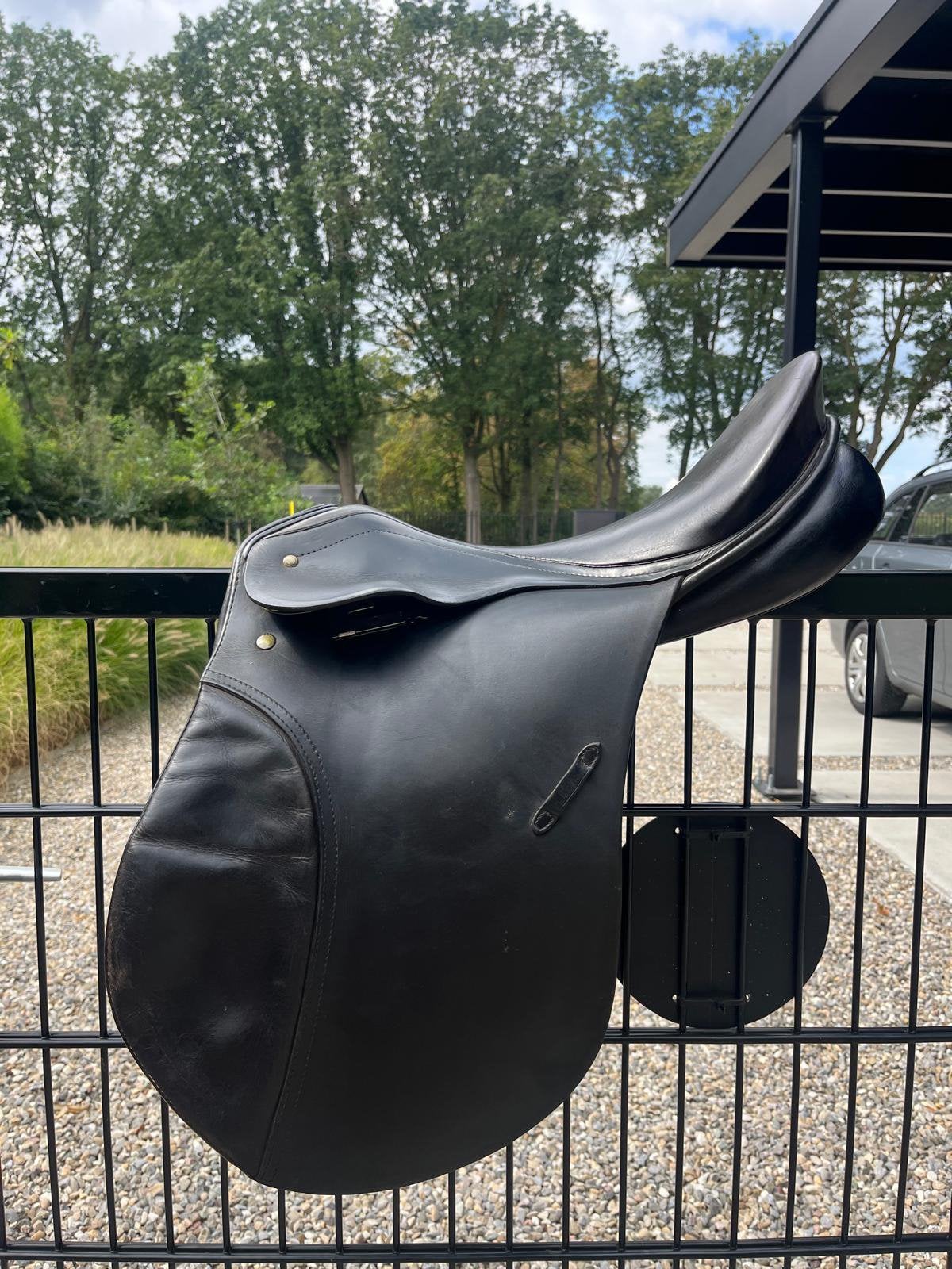 Paarden zadel, Dieren en Toebehoren, Ophalen, L (17.5 inch), Gebruikt, Passier