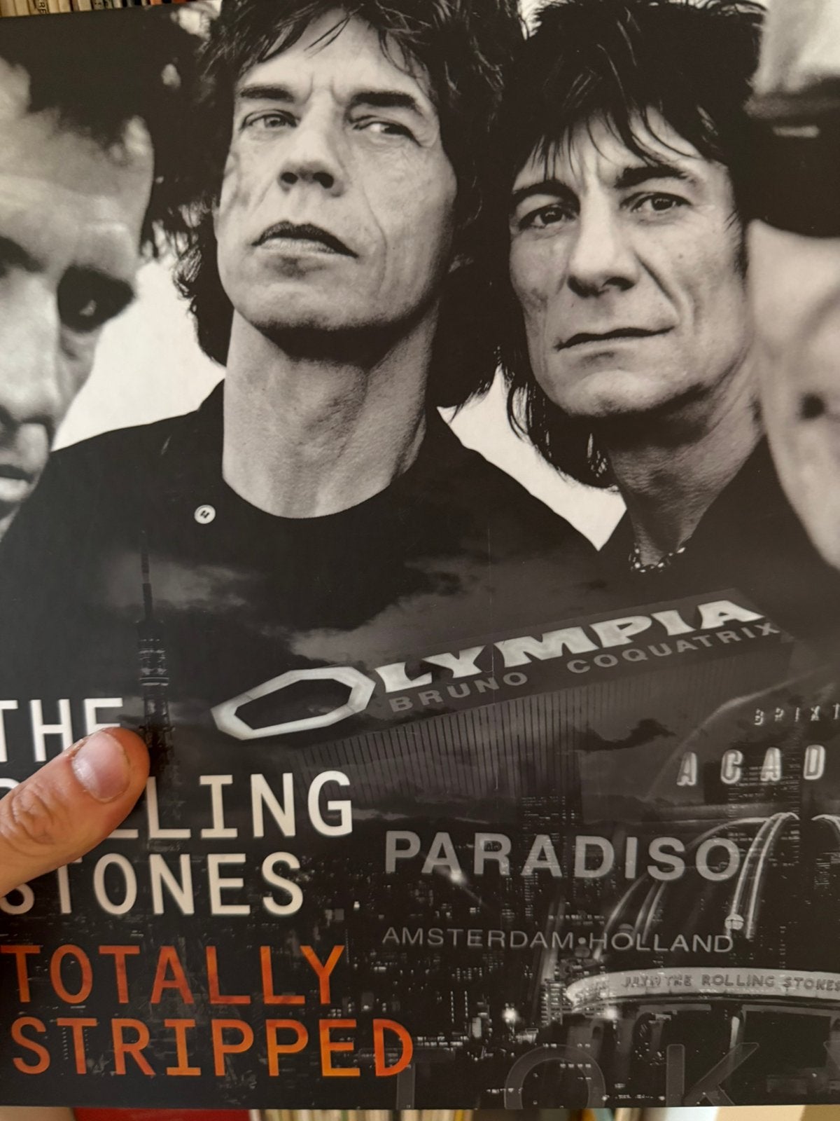 4 dvd met cd box set deluxe the rolling stones totally, Cd's en Dvd's, Ophalen of Verzenden, Zo goed als nieuw, Poprock