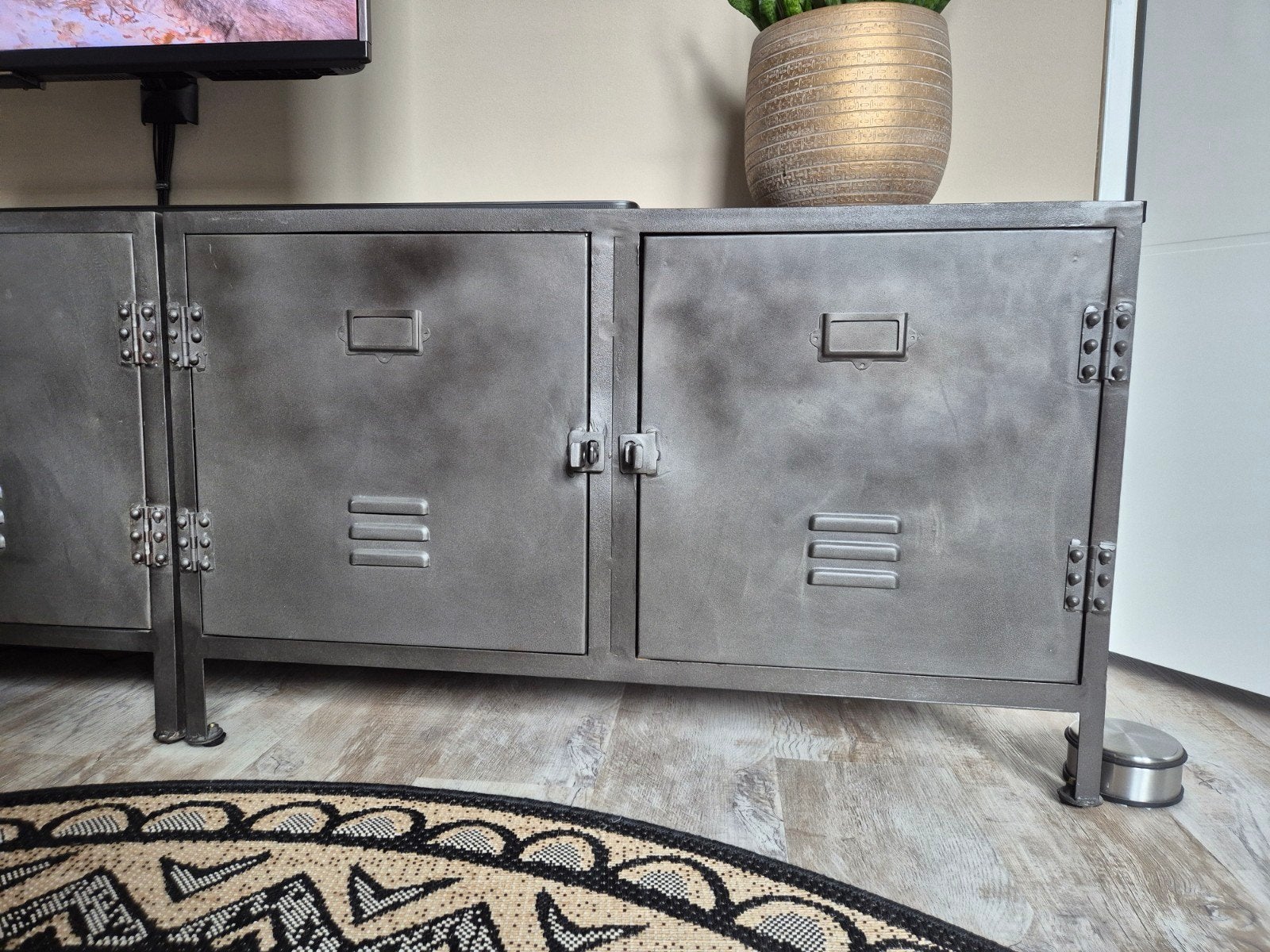 2 Vintage Look Metalen TV Kasten - Industrieel Design, Ophalen, Gebruikt, 100 tot 150 cm, Minder dan 100 cm