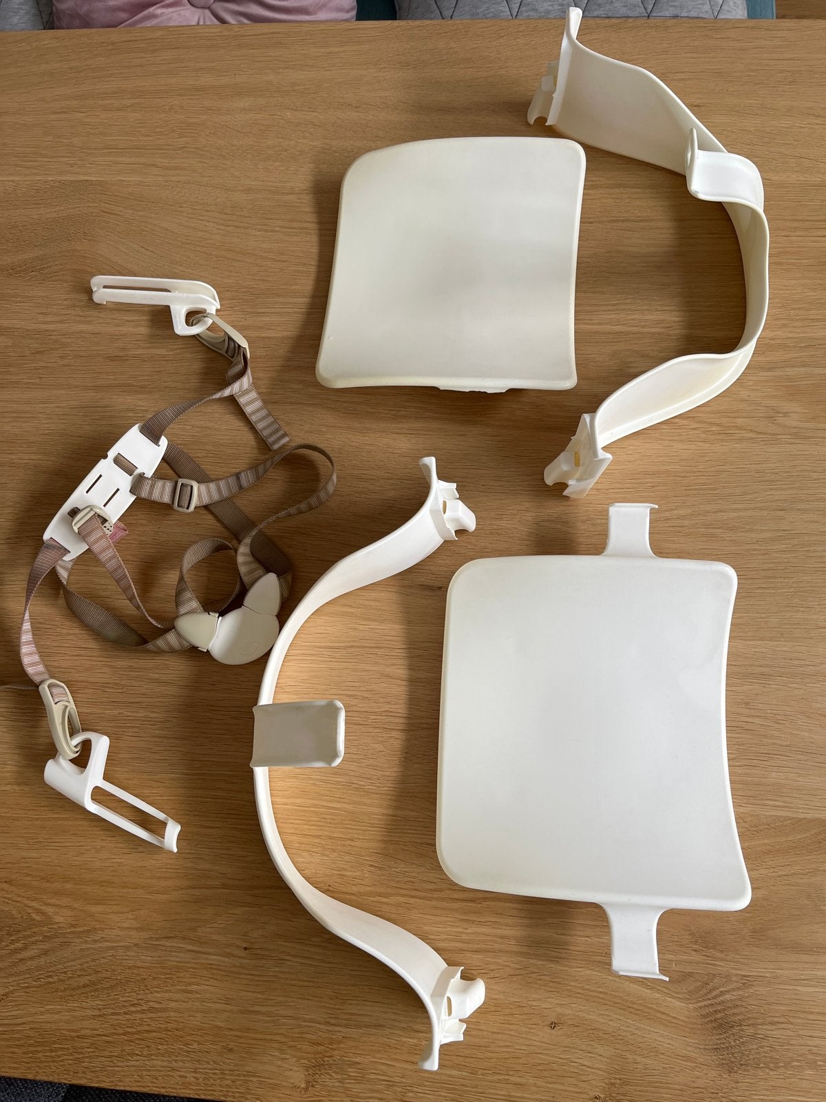 Tripp trapp babyset en tuigje (oud model), Kinderen en Baby's, Kinderstoelen, Ophalen of Verzenden, Gebruikt, Meegroeistoel, Gordel(s)