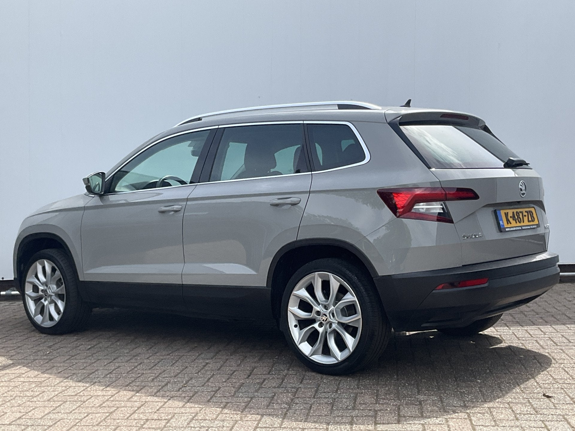 Skoda Karoq 1.5 TSI ACT Style Memory Stoelverw Adapt.Cruise, Auto's, Skoda, Euro 6, 4 cilinders, 150 pk, Karoq