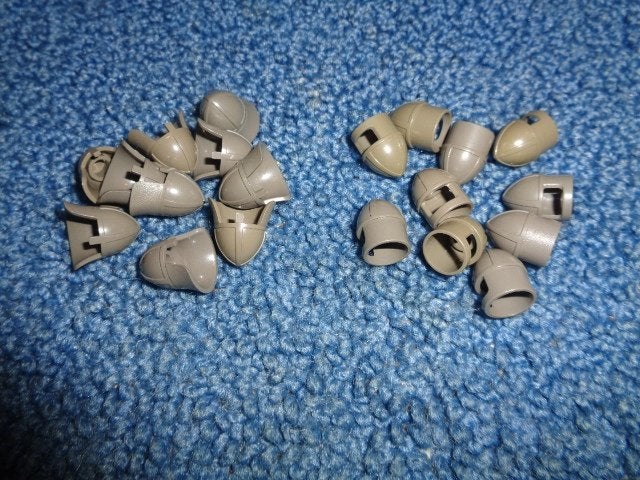 Partij V17=20x Lego ridder helmen