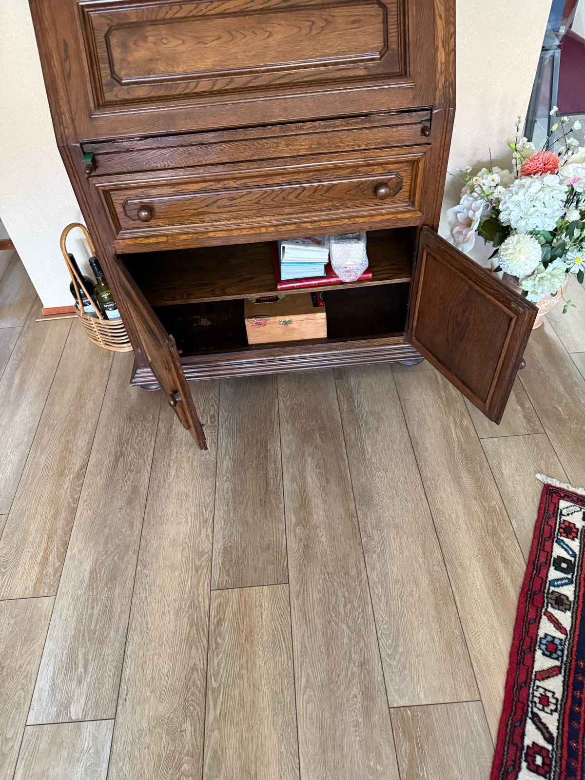 Antiek eikenhouten secretaire met uitklapbaar blad, Ophalen