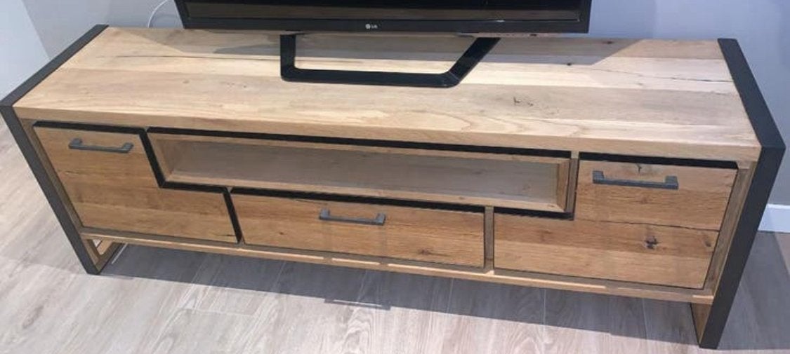 Henders en Hazel tv kast, Ophalen, Gebruikt, 150 tot 200 cm, Eikenhout