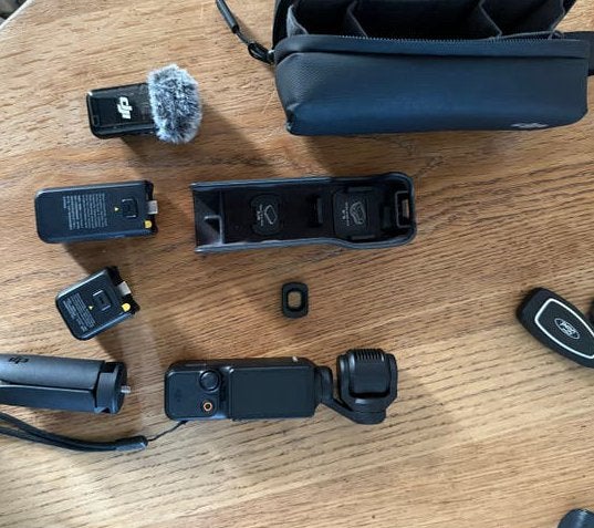 DJI Osmo Pocket 3 Creator Combo - Zo goed als nieuw, Audio, Tv en Foto, Overige merken, Ophalen of Verzenden, Zo goed als nieuw