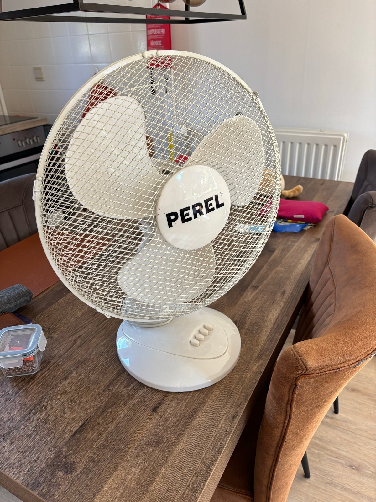 PEREL Ventilator - Werkt prima voor een tweede ronde, Ophalen, Gebruikt, Tafelventilator