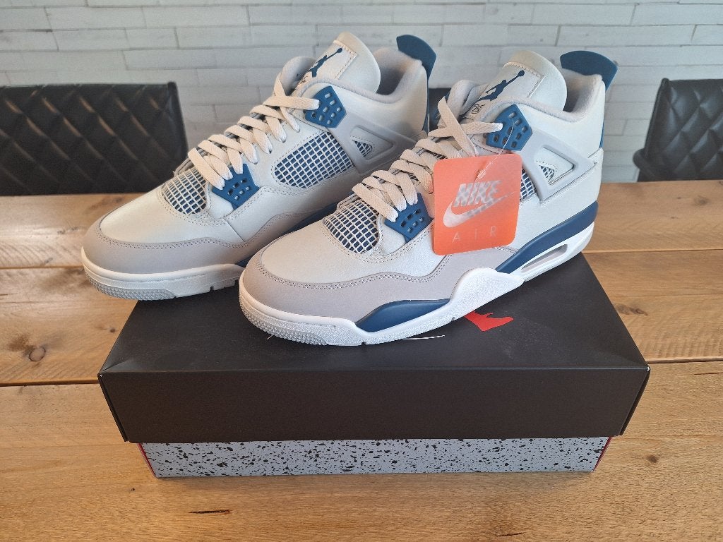 Nike Air Jordan 4 Retro Military Blue - Nieuw. maat 47,5, Blauw, Nieuw, Ophalen of Verzenden, Sneakers of Gympen