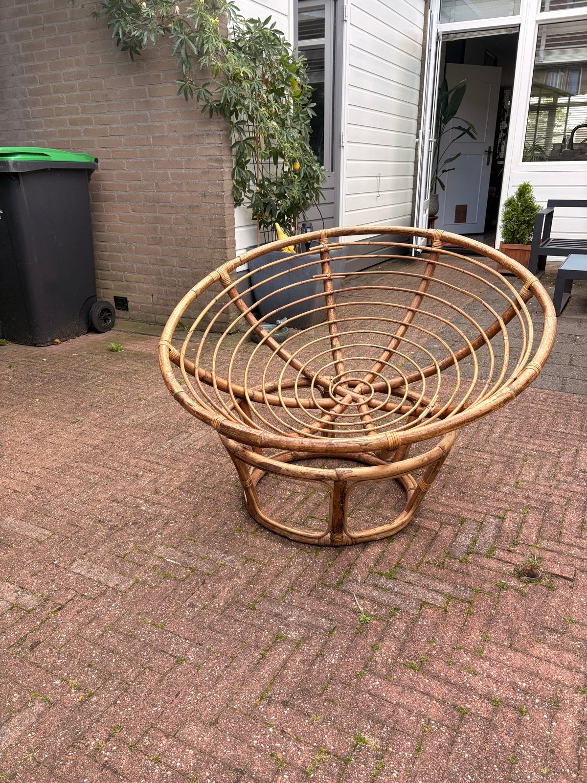 Papasan stoel met kussen - Rotan fauteuil, Huis en Inrichting, Stoelen, Ophalen, Gebruikt, Bruin, Riet of Rotan