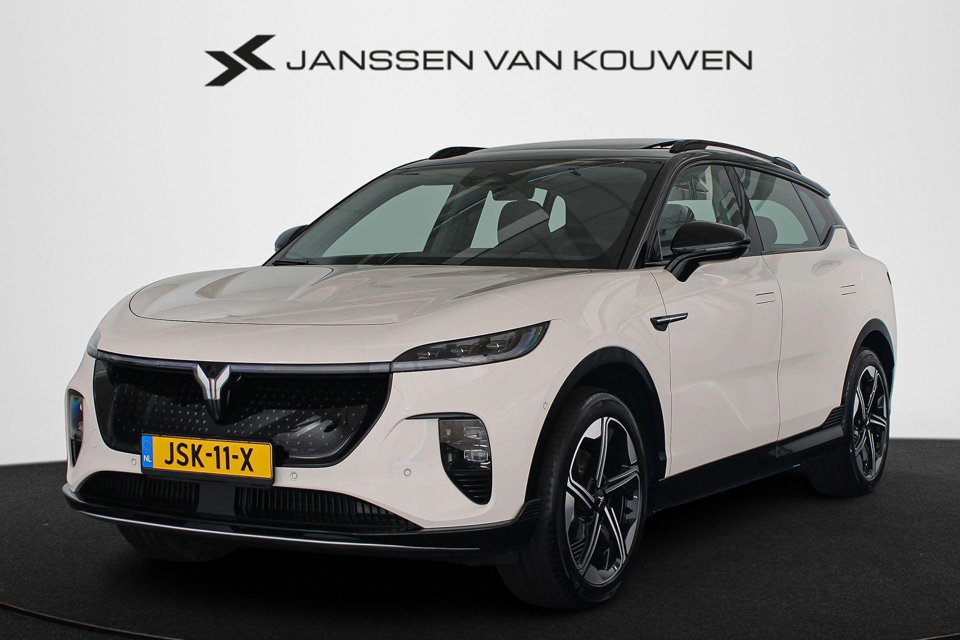 VOYAH Courage Business Edition 80 kWh, Auto's, Automaat, 476 km, Achterwielaandrijving, Zwart
