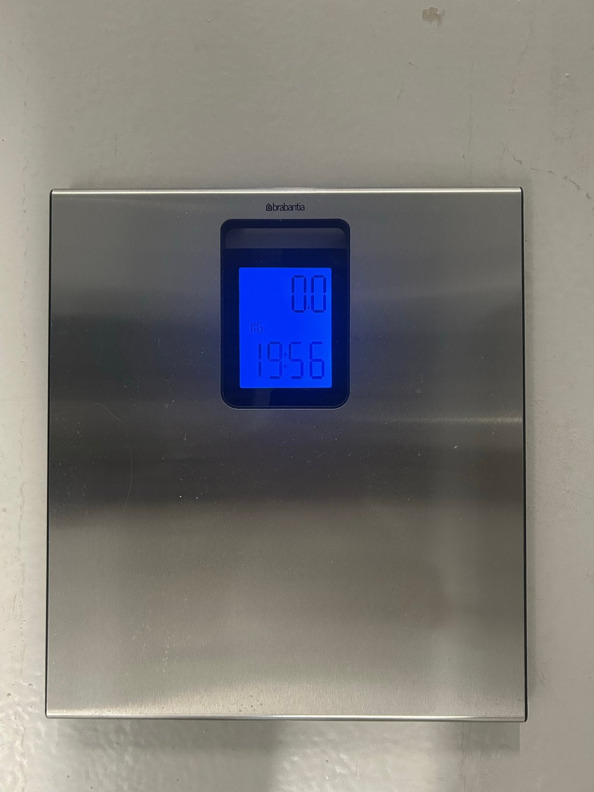 Brabantia Digitale Personenweegschaal RVS met Klok, 1 tot 500 gram, 100 kg of meer, Ophalen of Verzenden, Personenweegschaal
