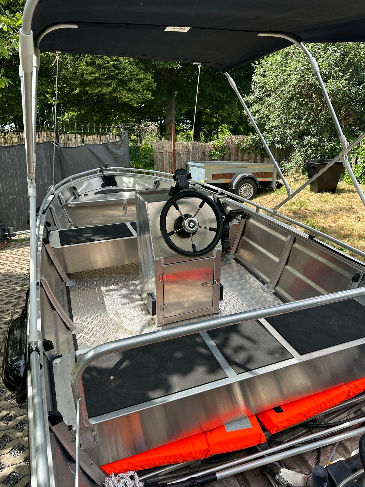 Leuke aluminium sloep / visbootje 20 pk met trailer, Watersport en Boten, Vis- en Consoleboten, Ophalen, 10 tot 30 pk, Aluminium