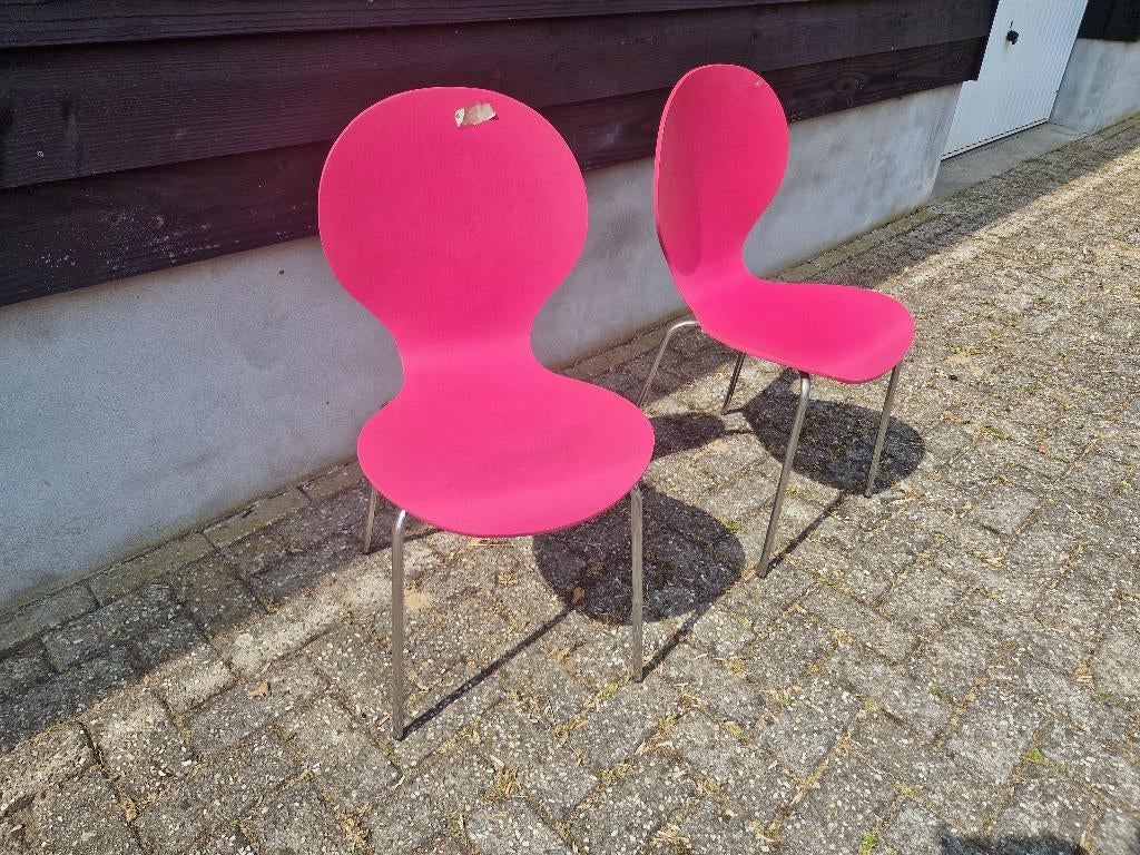 2 stuks stoelen, roze kleur, nieuw  - stapelbaar, Ophalen, Nieuw, Overige kleuren, Vijf, Zes of meer stoelen