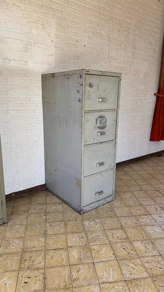 Vintage metalen archiefkast met 4 laden - Industrieel design, Ophalen, Minder dan 50 cm, Gebruikt, 100 tot 150 cm