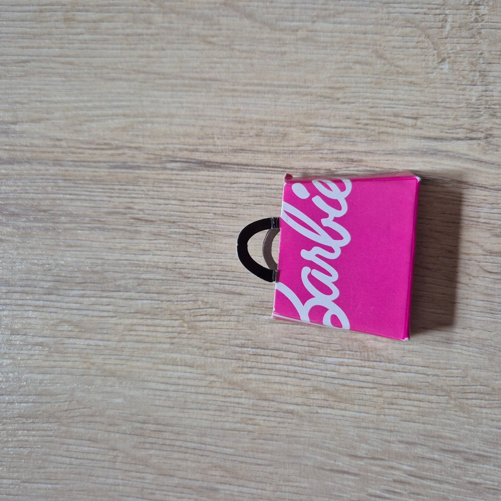 Barbie kartonnen tasje voor barbie, Ophalen of Verzenden, Gebruikt, Barbie