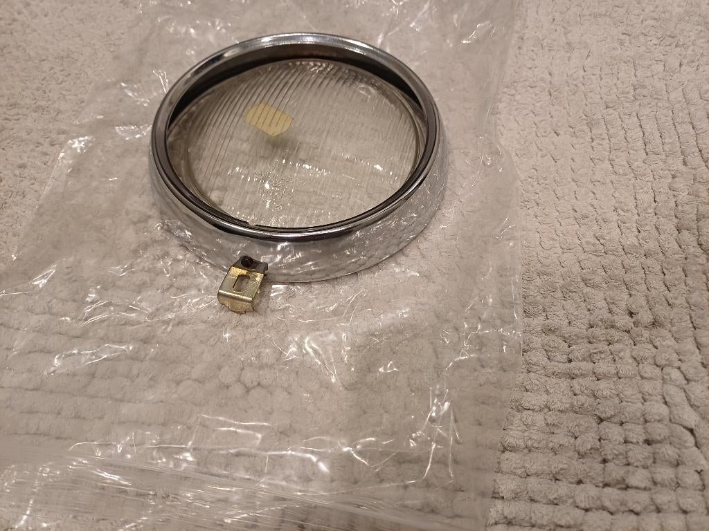 Nieuwe uit oude voorraad puch monza koplamp ring en glas, Ophalen of Verzenden, Nieuw, Koplamp