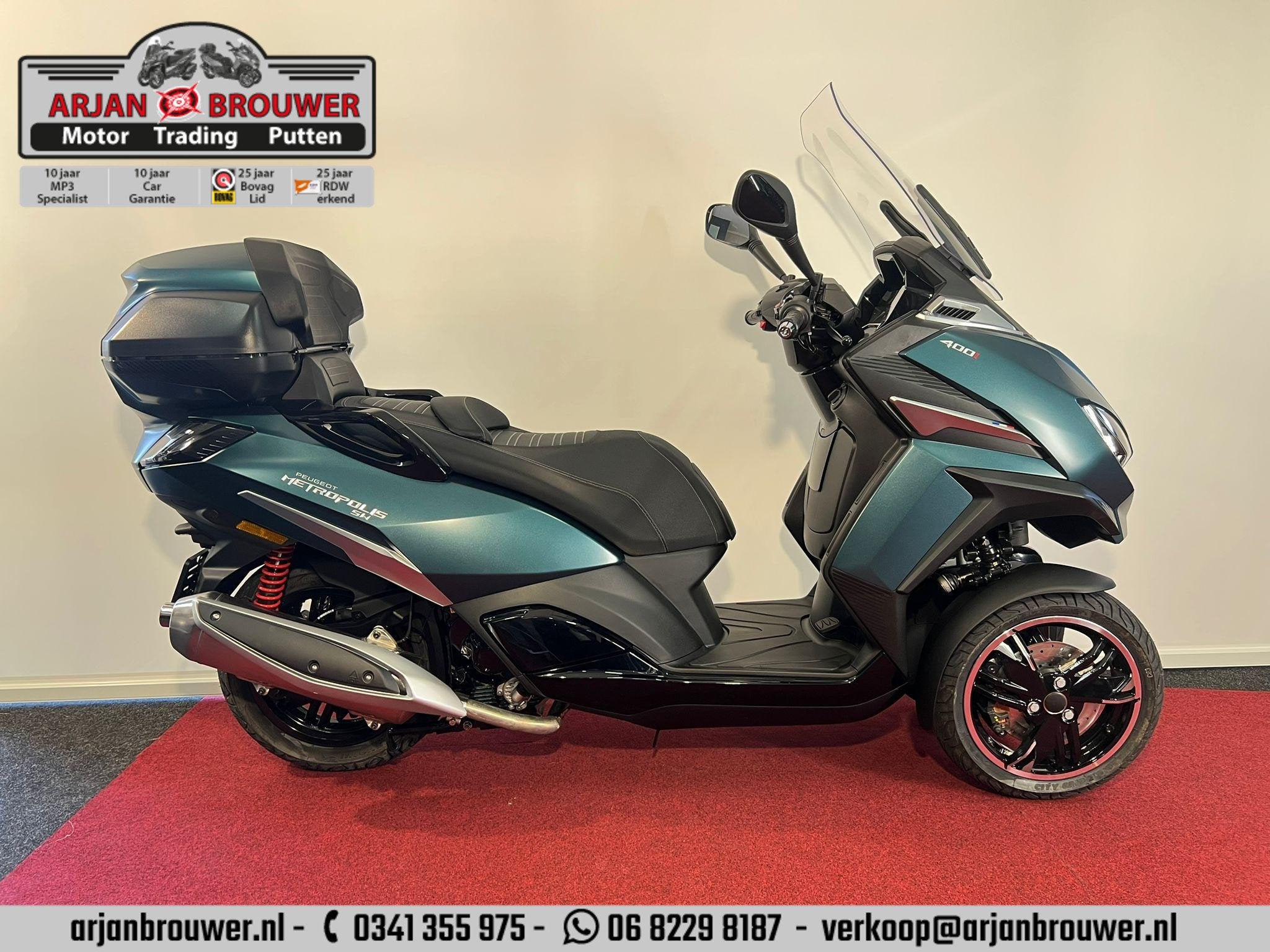 Peugeot Metropolis 400 SW van €14.499 nu, Motoren, Motoren | Overige merken, Postbus 2097
3500 GB  Utrecht, NL, Scooter, Receptie-pne@peugeot.com