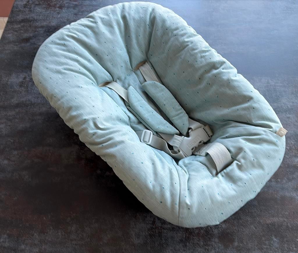 New born set stokke trip trap, Kinderen en Baby's, Kinderstoelen, Ophalen, Zo goed als nieuw, Meegroeistoel, Gordel(s)