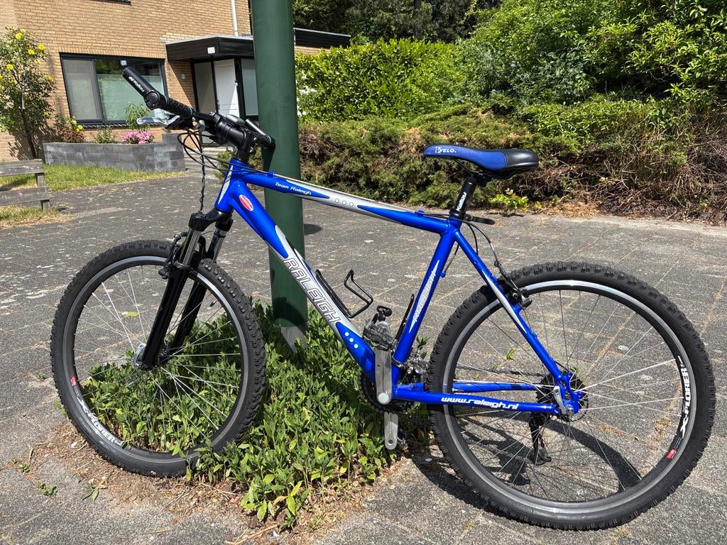 Raleigh Mountainbike - Blauw, Fietsen en Brommers, Fietsen | Mountainbikes en ATB, Gebruikt, Hardtail, Ophalen of Verzenden, Overige merken