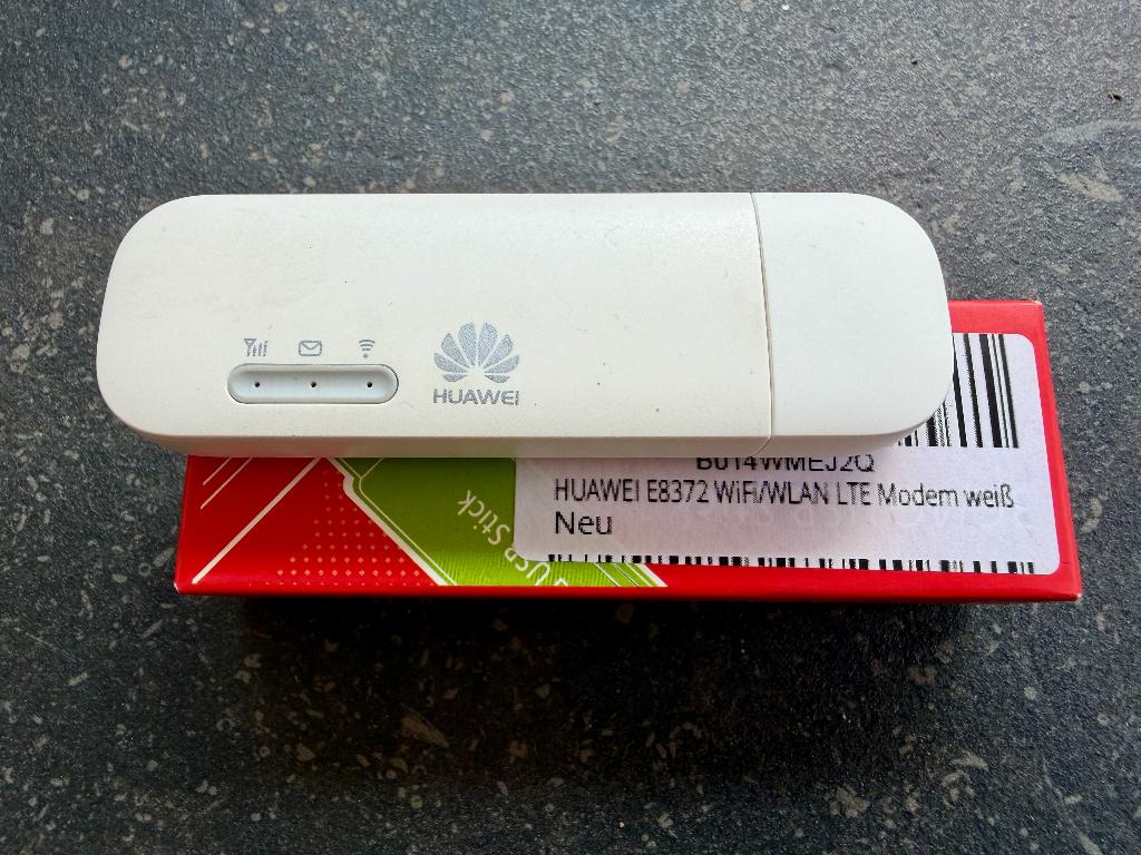 Huawei 4G E8372 dongle / wingle, Computers en Software, Routers en Modems, Ophalen, Zo goed als nieuw, Router, Zyxel & Huawei