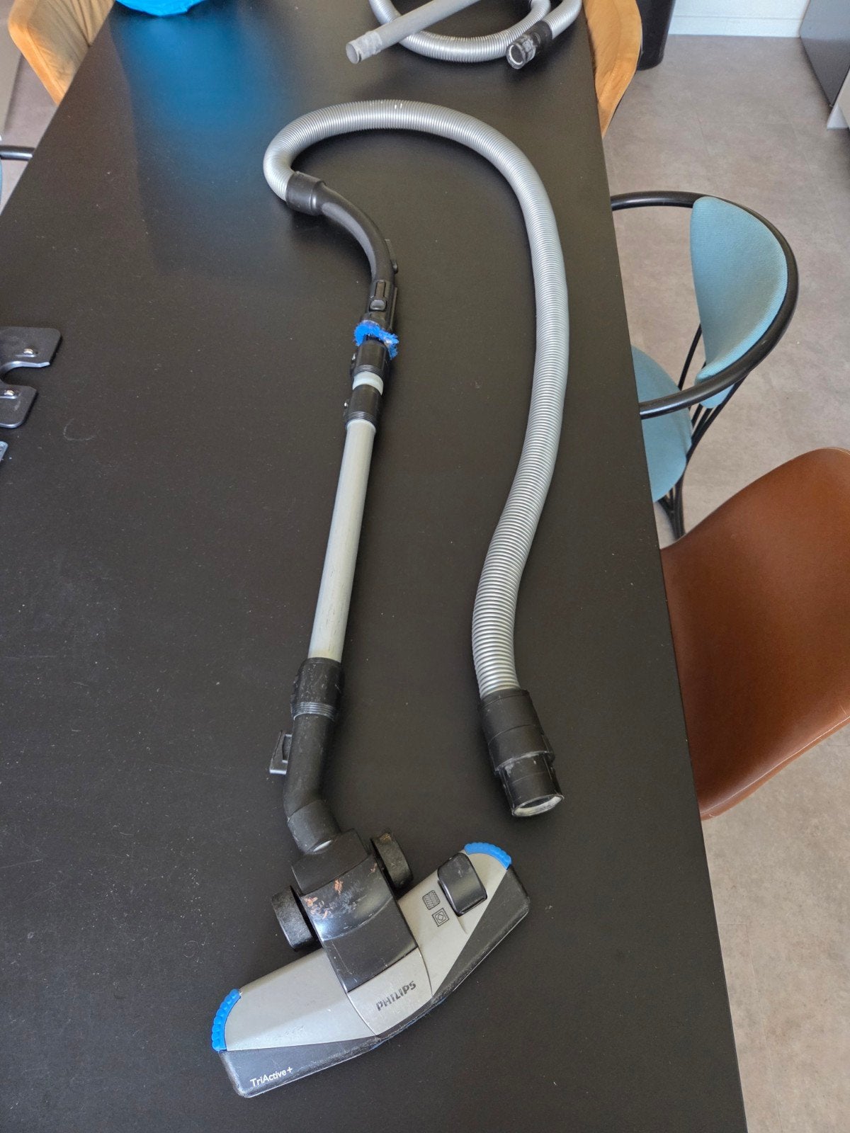 Philips TriActive+ stofzuigermond en slang, Gebruikt, Philips, Geschikt voor harde vloeren, Sledestofzuiger