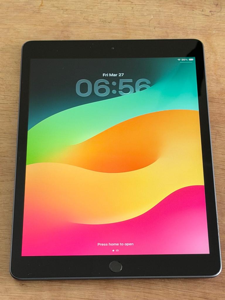 Prachtige iPad 8th gen Black, met 90% batterijconditie!, Computers en Software, Apple iPads, 10 inch, Gebruikt, 32 GB, Apple