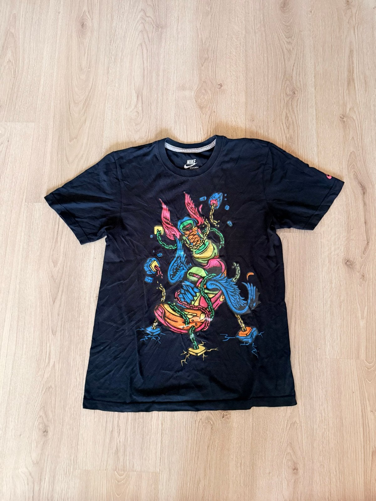 Nike T-shirt met kleurrijke print, Ophalen, Gedragen, Maat 46 (S) of kleiner, Zwart