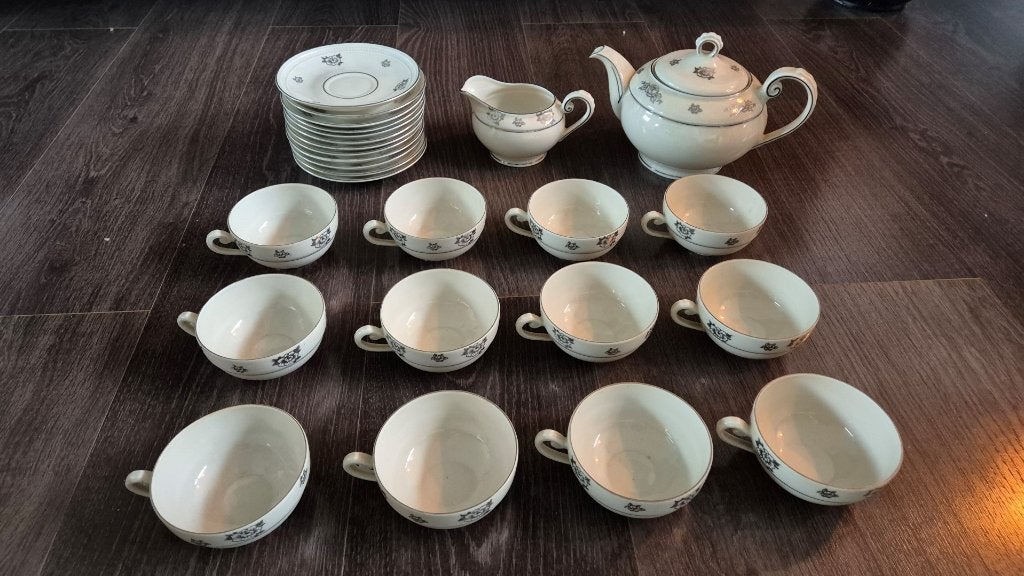 Mooi Theeservies van Mosa, Antiek en Kunst, Antiek | Servies compleet, Ophalen of Verzenden
