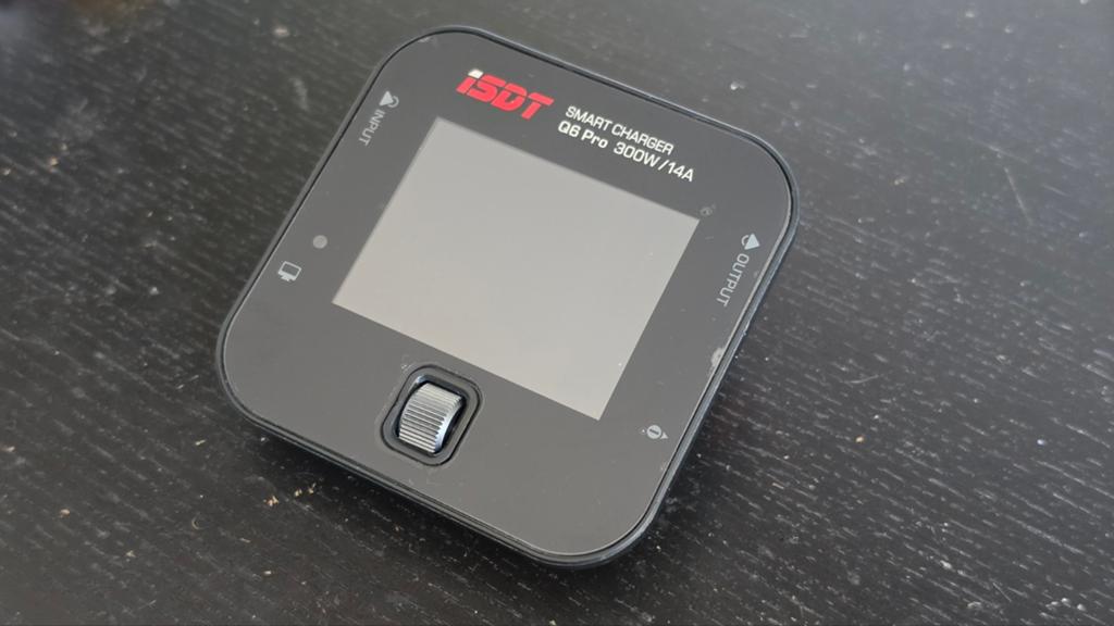 ISDT Q6 Pro 300W 14A LiPo Lader - Smart Charger, Ophalen of Verzenden, Zo goed als nieuw