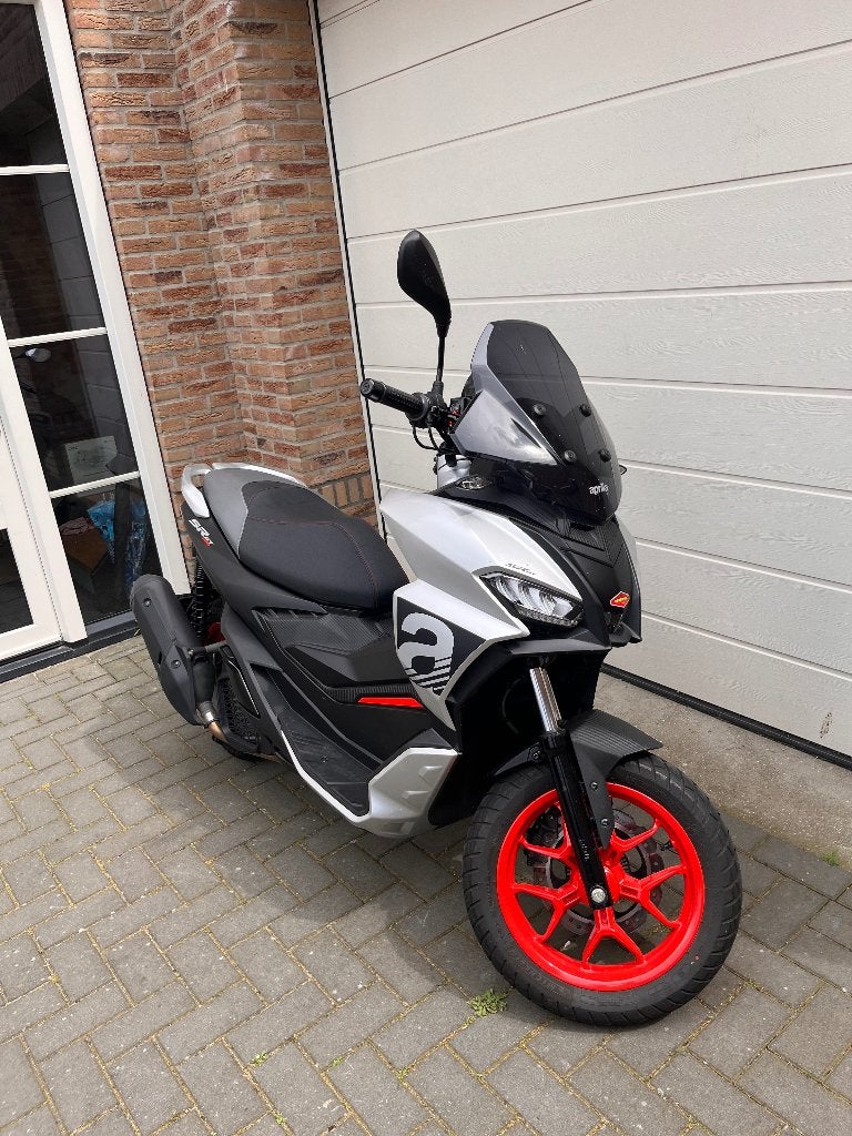 Aprilia SR GT 200 (2024), Particulier, Scooter, 200 cc