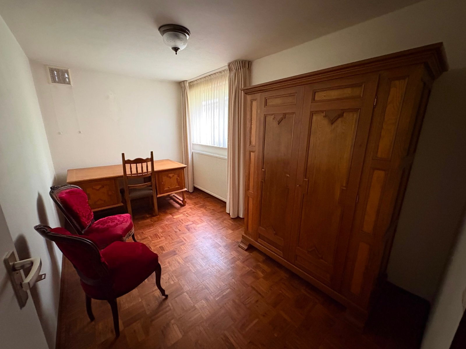 Diverse meubels te koop: kasten, bureaus, stoelen en meer, Ophalen, Gebruikt