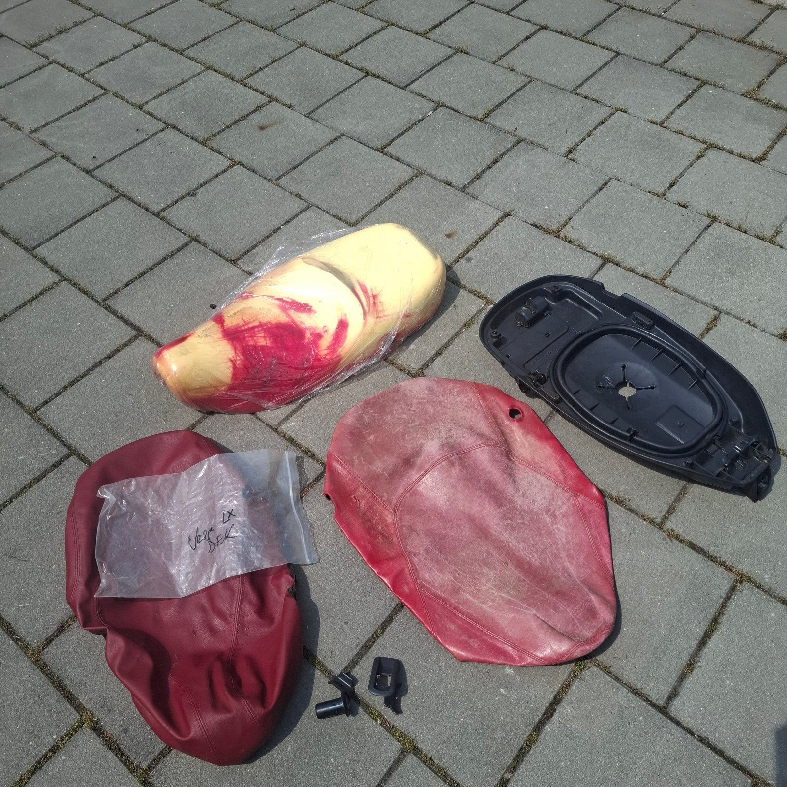 Rood leer zadel vespa lx [pakket], Ophalen of Verzenden, Zadel, Vespa