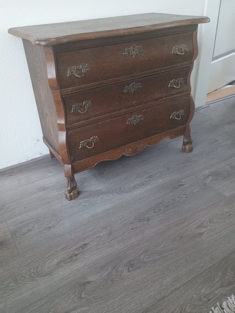 Kastje antiek, Ophalen
