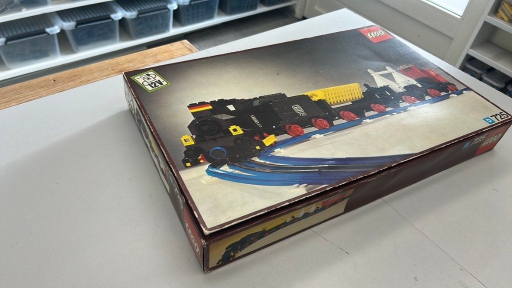 SB2793 Lego trein 725 12v in doos + inlay., Ophalen of Verzenden, Zo goed als nieuw