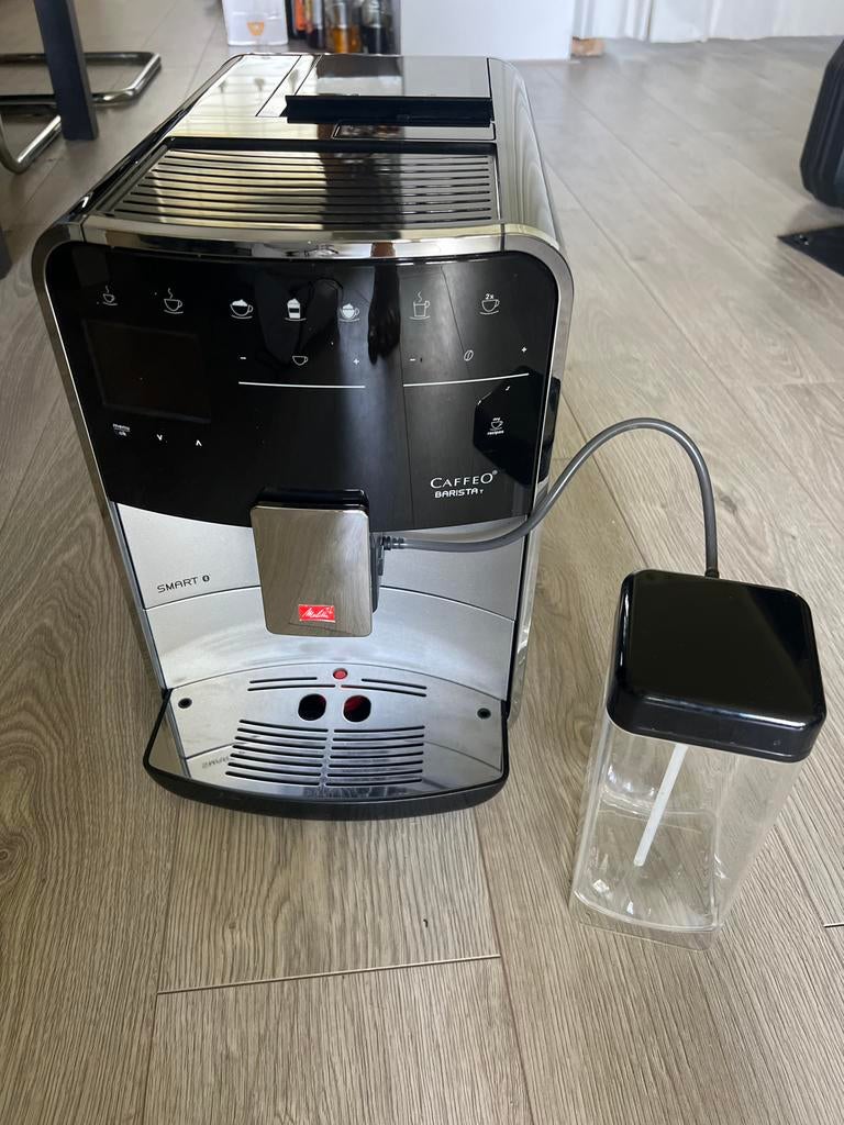 Melitta Barista TS Smart volautomatische koffiemachine, Ophalen, Afneembaar waterreservoir, 10 kopjes of meer, Koffiemachine