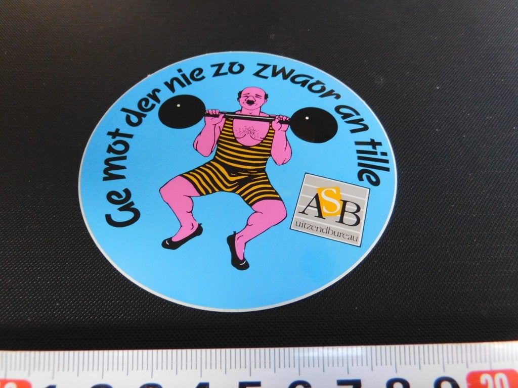 sticker ASB strip carnaval ge mot der nie zo zwaor an tille, Ophalen, Zo goed als nieuw