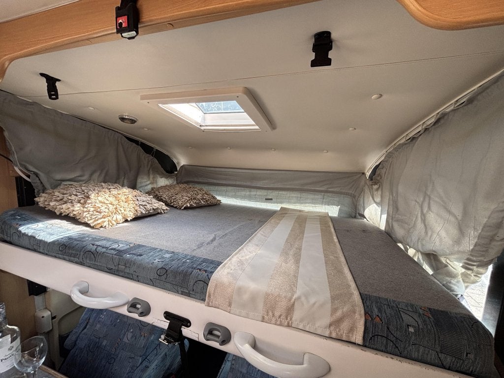 TEC ROTEC HEFBED + RONDZIT AIRCO LPG FIAMMA SLOTEN, Caravans en Kamperen, Campers, T.E.C., Fiat, 6 tot 7 meter, Bedrijf