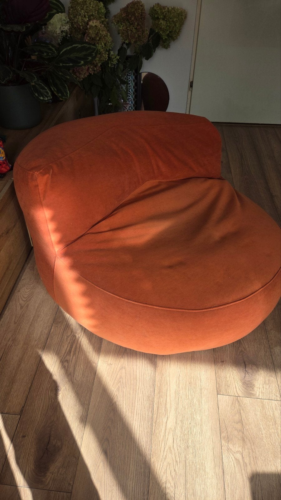 Oranje poef - Gebruikt, maar nog goed voor een tweede ronde, Ophalen, Gebruikt, Oranje, Zitzak