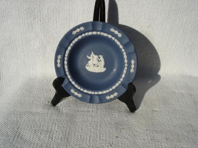 Wedgwood Jasperware navy bleu schaaltje, Ophalen of Verzenden