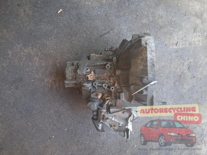 Versnellingsbak van een Fiat Punto, Ophalen, Gebruikt, -, -