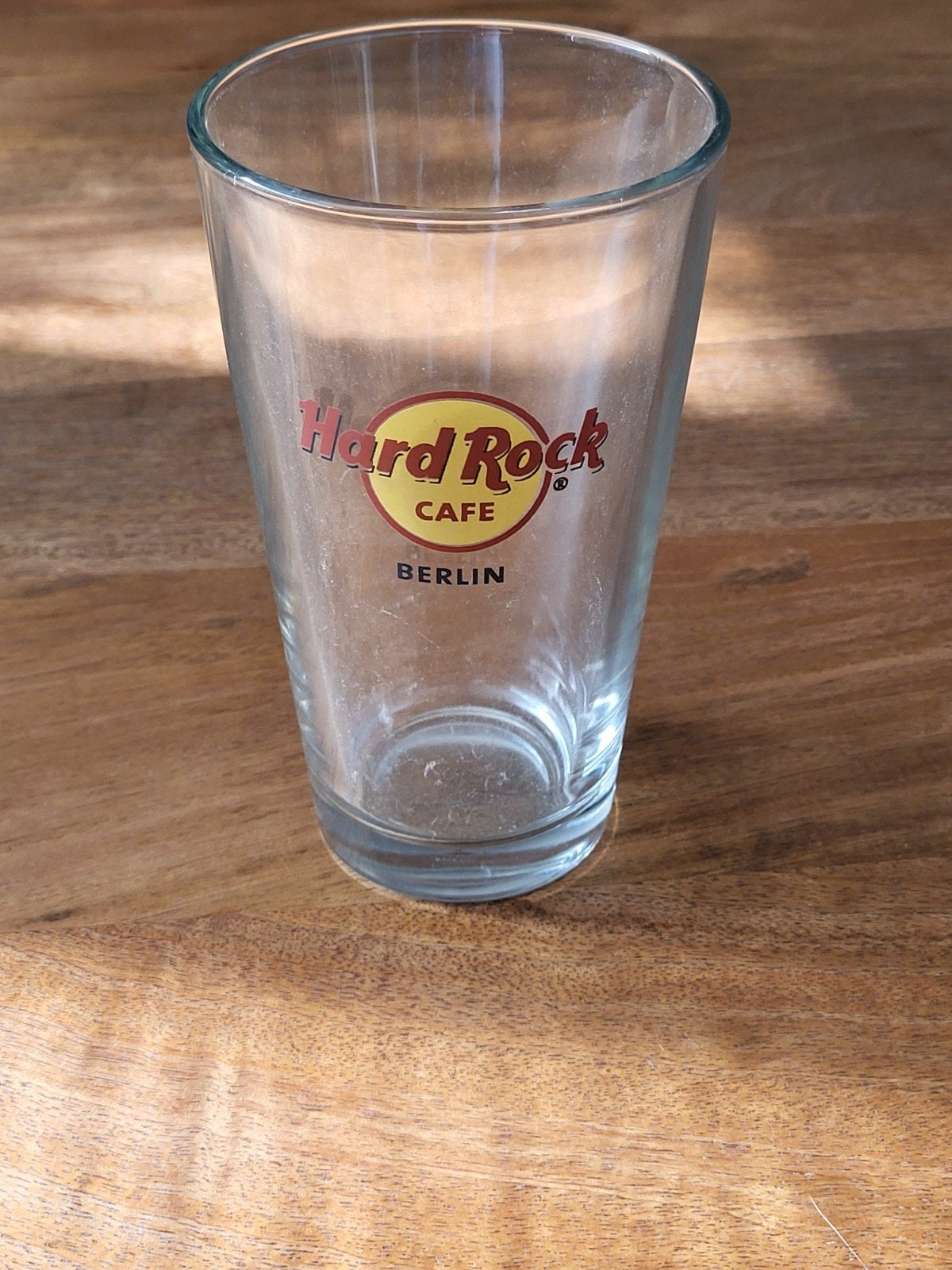 Bierglas Hardrock Cafe Berlijn, Verzamelen, Ophalen of Verzenden, Gebruikt, Glas of Glazen, Overige merken