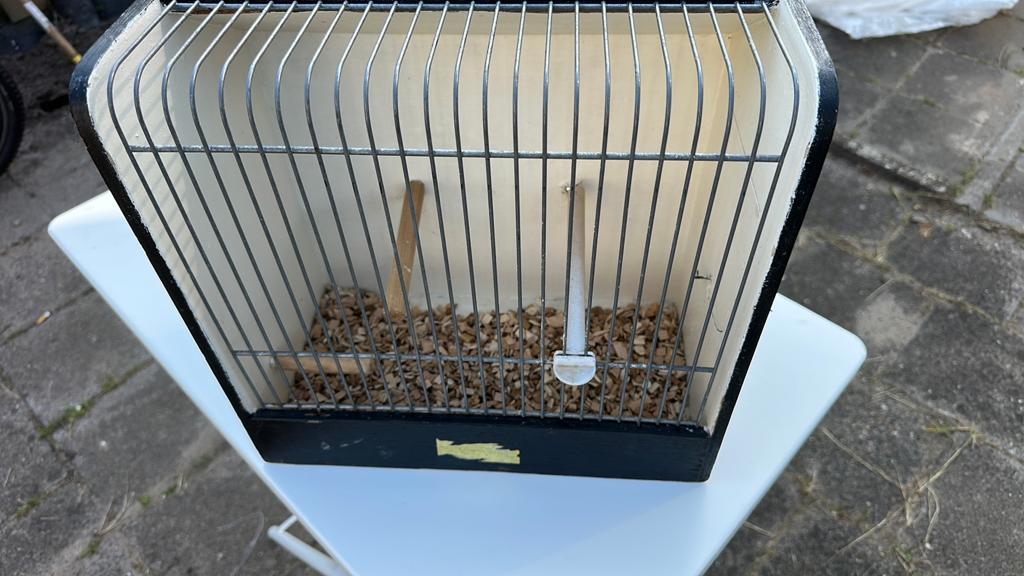 Kooi gratis afhalen, Dieren en Toebehoren, Ophalen of Verzenden, Zo goed als nieuw, Vogelkooi